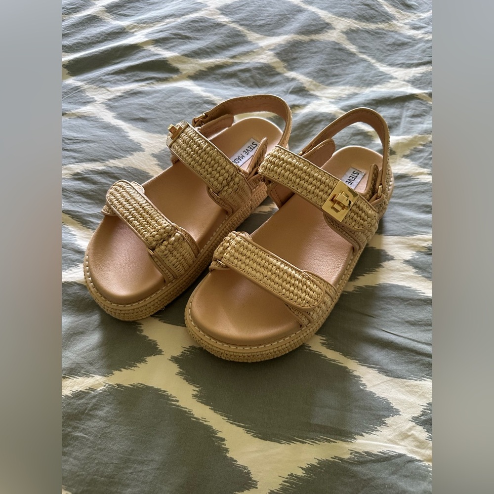 Steve Madden Bigmona Sandals, Size 8! NWOB